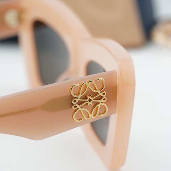 Loewe LW40145F 72E Cat Eye Sunglasses – Shiny Pink\\Brown main image 7